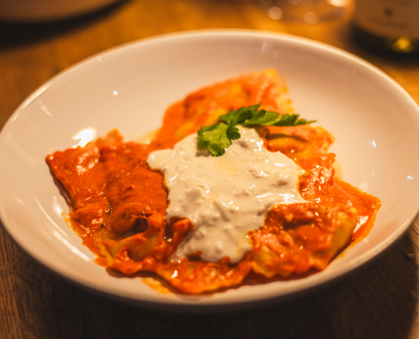 Ravioli Nduja e Stracciatella