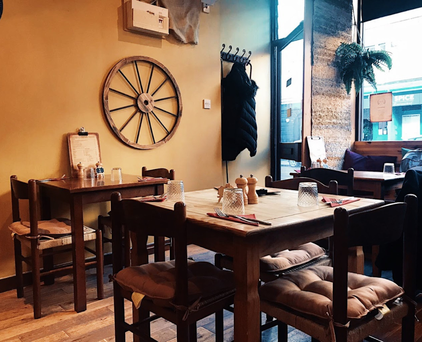 Sora Lella restaurant
